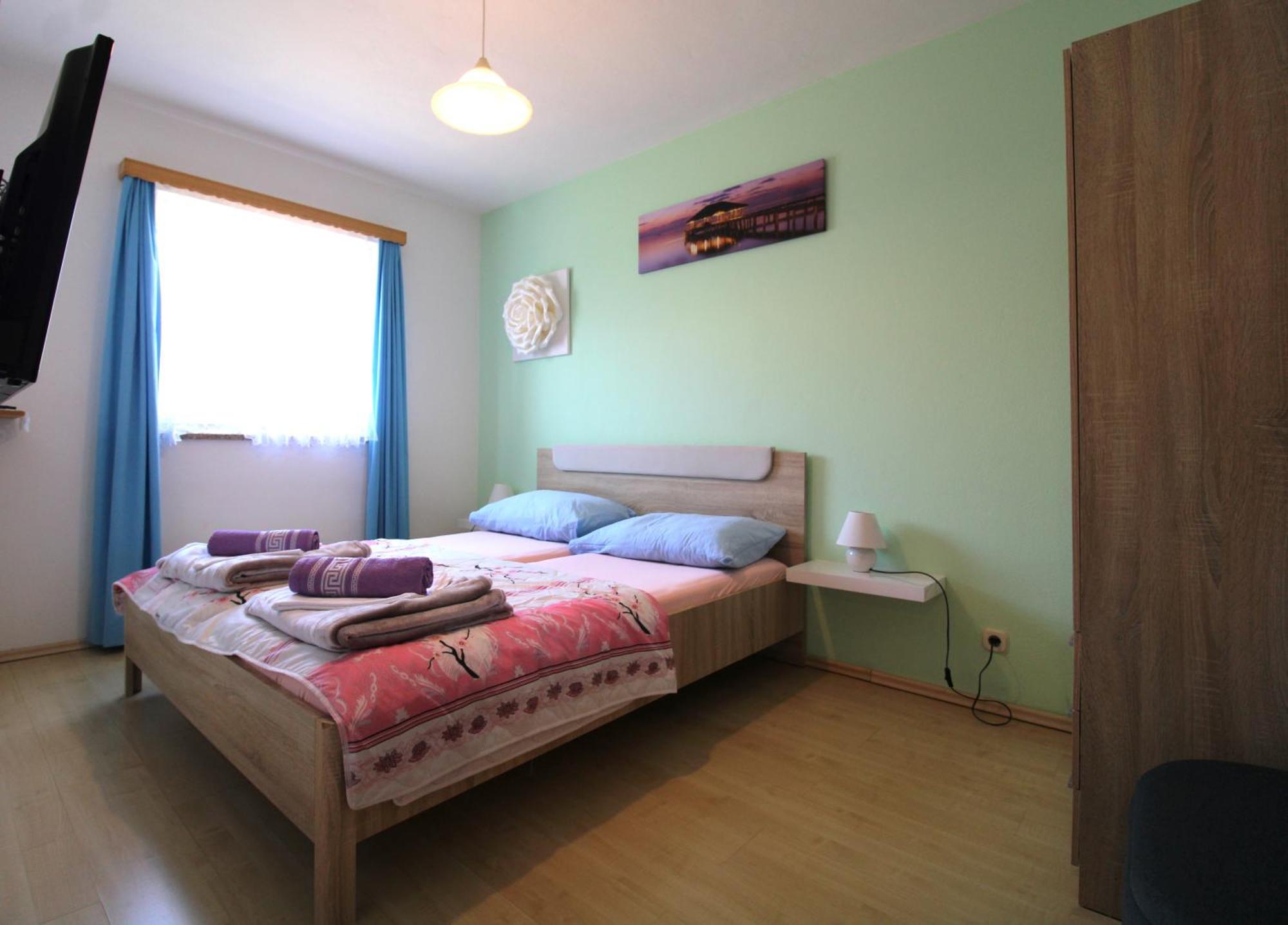 Apartment Studio Baric ポレッチ エクステリア 写真