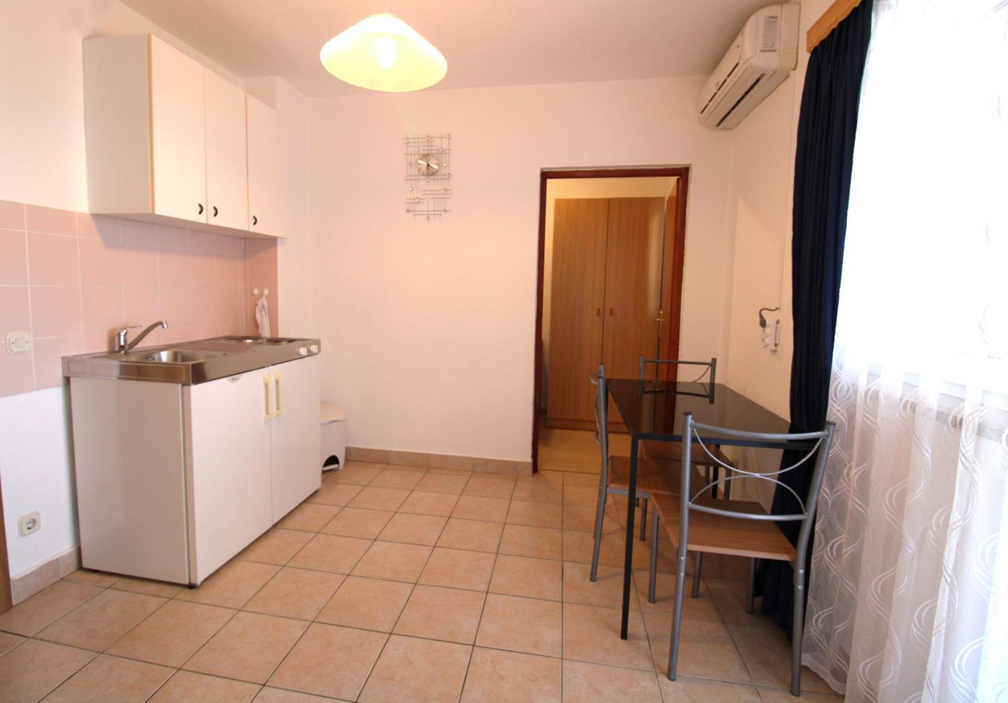 Apartment Studio Baric ポレッチ エクステリア 写真
