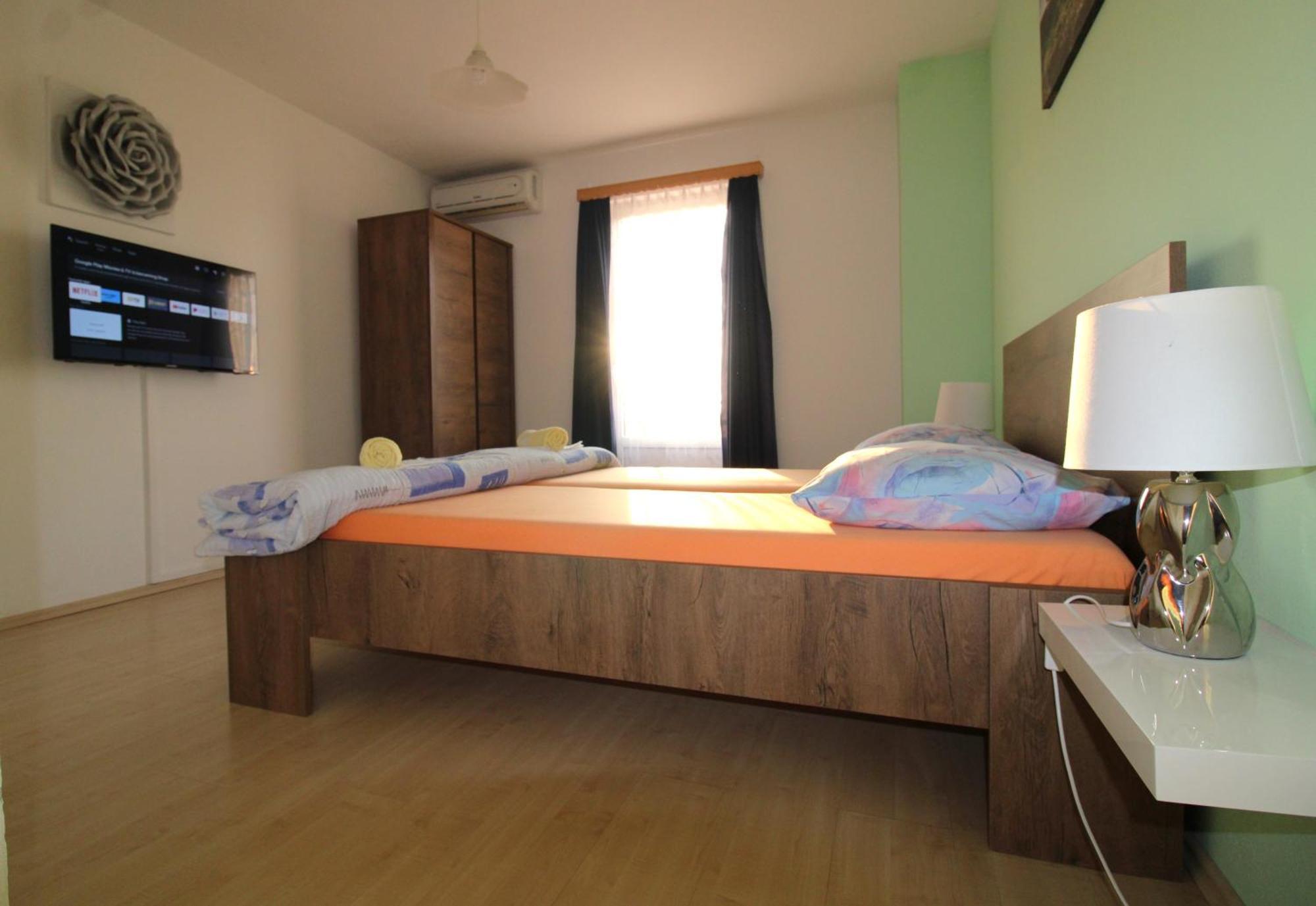 Apartment Studio Baric ポレッチ エクステリア 写真
